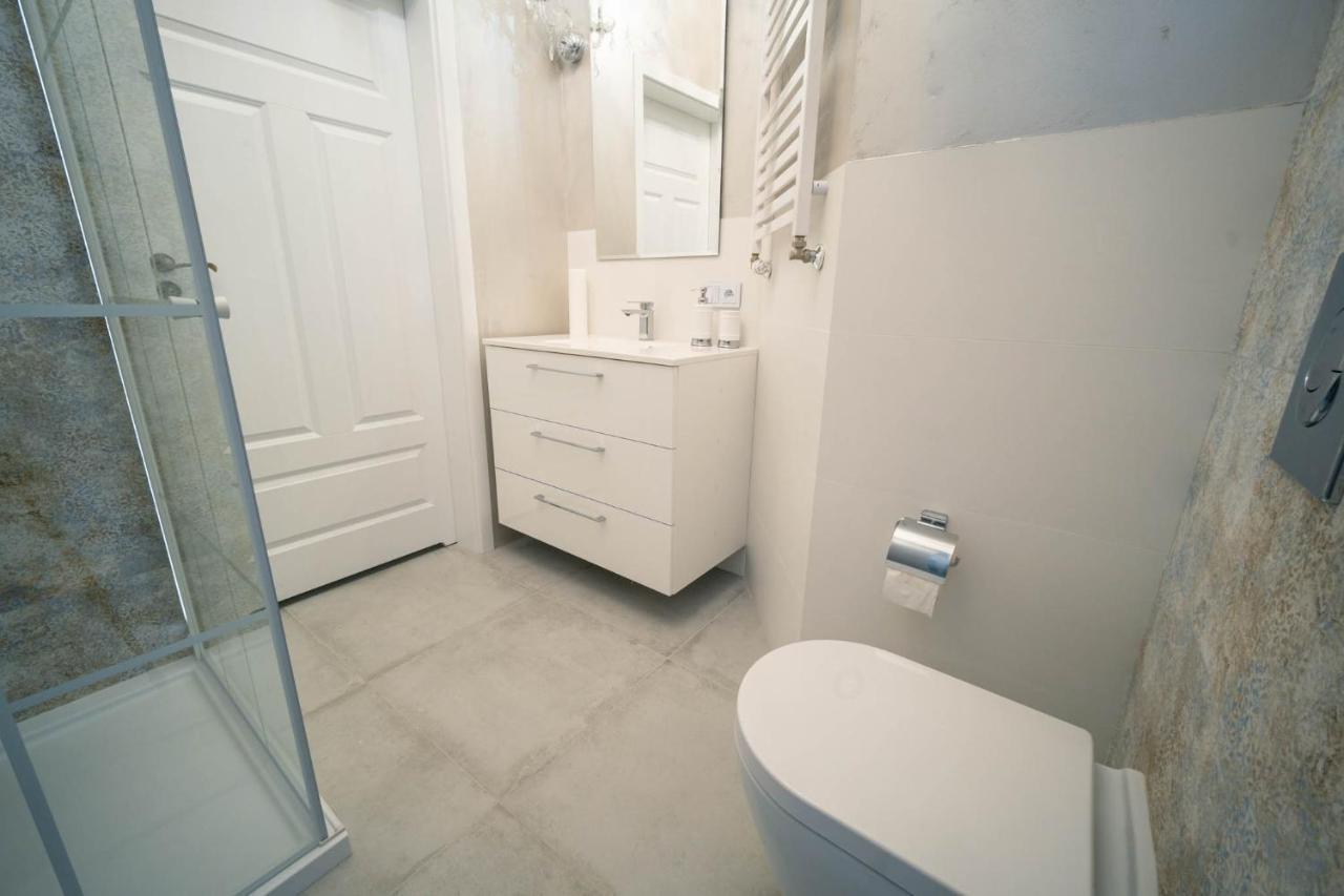 Apartament Grey Pearl Downtown Apartamento Varsovia Exterior foto